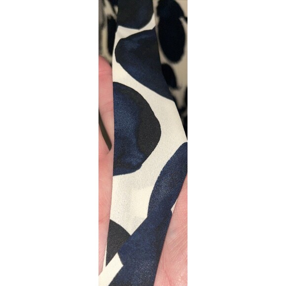 DKNY Sleeveless Blouse Tank Top For Suits Office Size Large Cream Black Navy - Picture 7 of 9